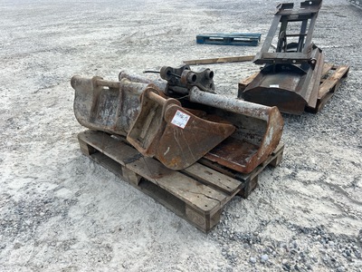 Quantity of (3) Excavator Bucket