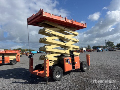 2016 JLG 530LRT 4x4 Diesel Scissor Lift