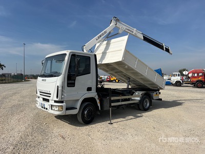Bonfiglioli on 2006 Iveco Eurocargo 4x2 Autocarro ribaltabile con gru