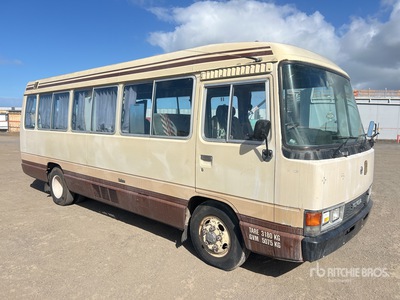 1989 Toyota Coaster Caravana