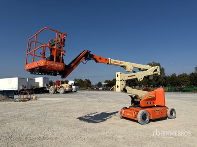 2013 JLG E400AJPN Electric Articulating Boom Lift