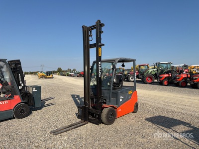 2016 Toyota 8FBMT25 2500 kg Montacargas Eléctrico