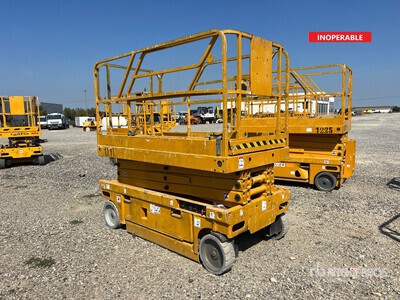 2006 Haulotte Compact 10 Electric Scissor Lift (Inoperable)