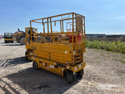 2007 Haulotte Compact 10N Electric Scissor Lift (Inoperable)