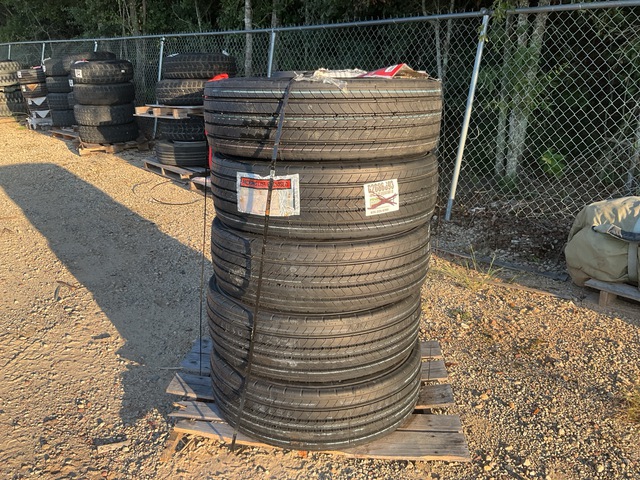 (5) Bridgestone 285/70R19.5 Tires w/Wheels