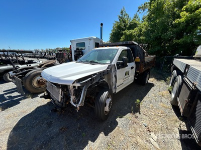 2019 Ford F-550 XL 4x2 Dump Truck