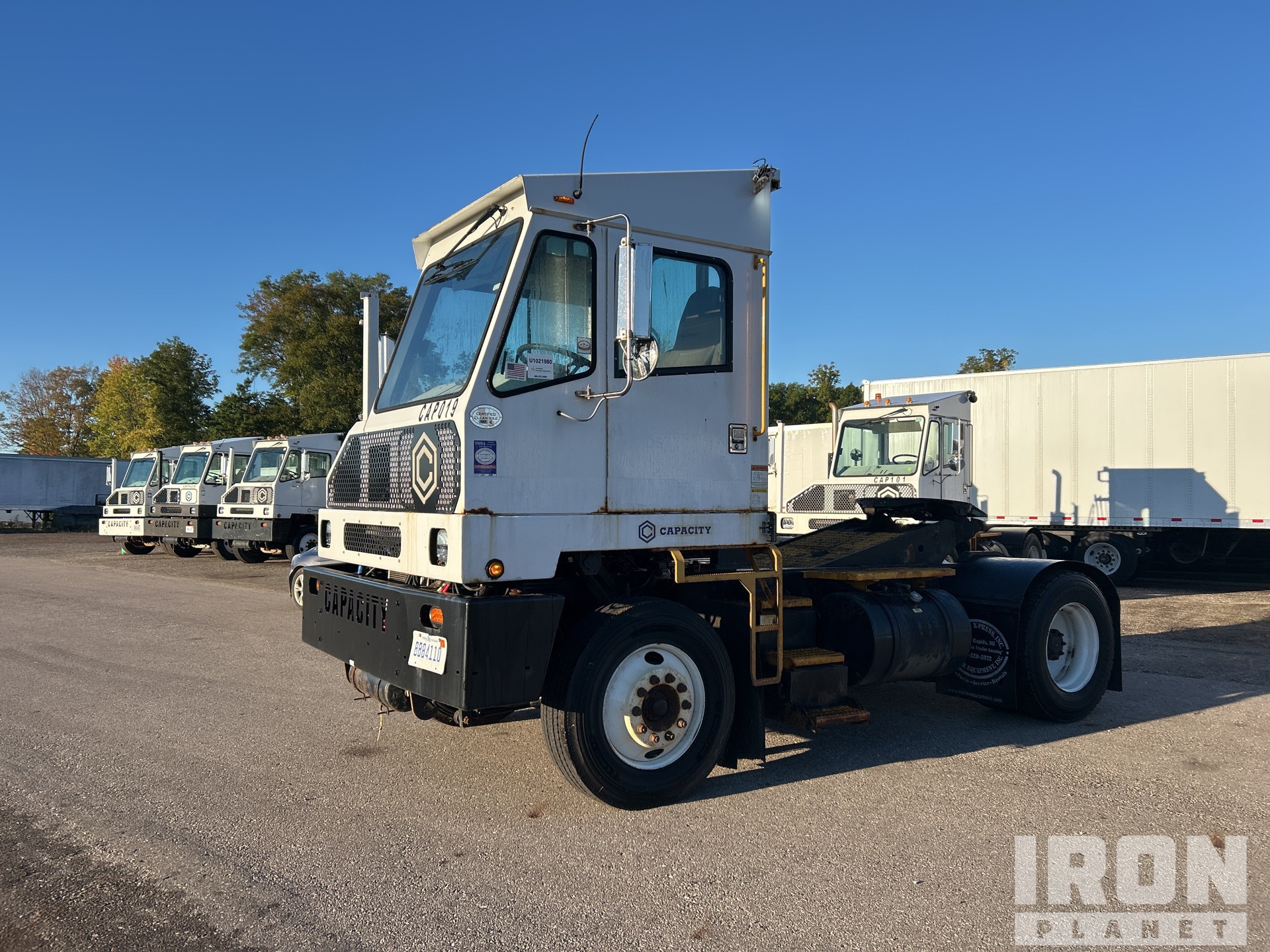 2018 Capacity TJ5000 4x2 Spotter Truck