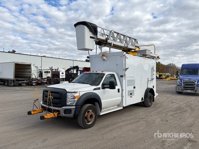 2013 RH RH41 30 ft on 2013 Ford F-550 XL 4x2 Camion cesta