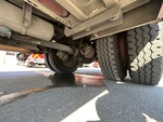 Underbody with Front Drive Axle