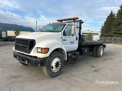 2003 Ford F-650 XL 4x2 Camión Caja Abierta