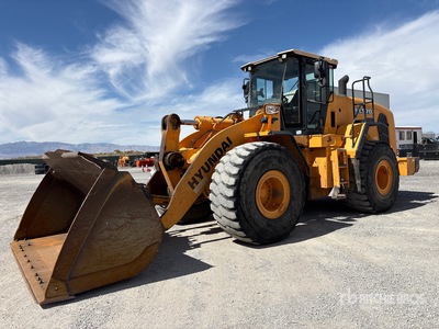 Hyundai HL970 Wheel Loader