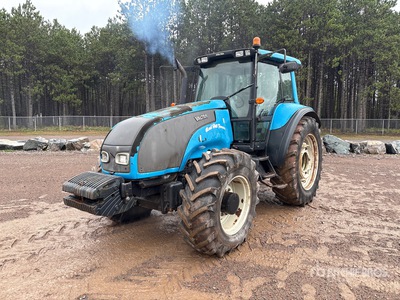 2005 Valtra T160 4WD Tractor