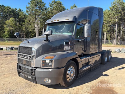 2020 Mack AN64T 6x4 3- Achs Sattelzugmaschine mit Schlafkabine