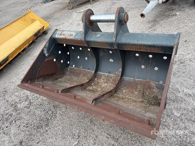 2017 Pemberton EC210BKT60 60 in Cleanup Excavator Bucket