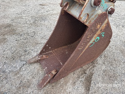 2016 Volvo EC25BKT12 12 in Digging Excavator Bucket
