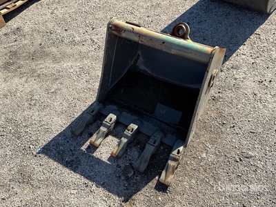 2014 Paladin EC25BKT24 24 in Digging Excavator Bucket
