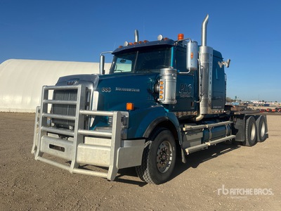 2018 Western Star 4900SA 6x4 T/A Sleeper Truck Tractor