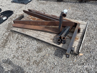 Quantity of (5) Wheel Loader Forks