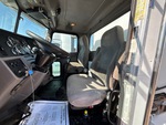 Cab with Seats/armrests