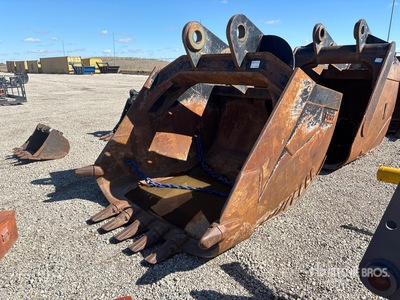 Empire 84 in Digging Excavator Bucket