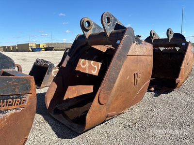 64 in Digging Excavator Bucket