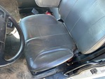 Cab with Seats/armrests