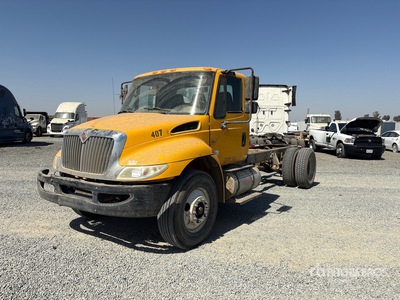 2019 International 4300 4x2 Cabine et châssis