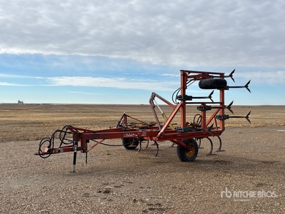 Morris CP619 19 ft Cultivator
