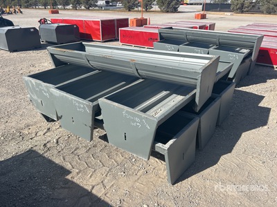 Quantity of (7) Kit Containers CFX-90 Alimentador de ganado