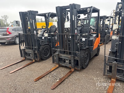 2023 Doosan 4600 lb Cushion Tire Chariot Élévateur