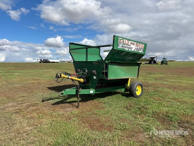 Bale King 2880 6 ft x 8 ft 8 in Hydraulic Bale Processor