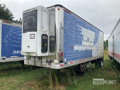 2000 Great Dane 28 ft x 102 in Lead S/A Multi -Temp Refrigerated Trailer