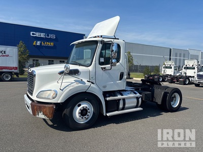 2016 Freightliner M2 112 4x2 S/A Day Cab Truck Tractor