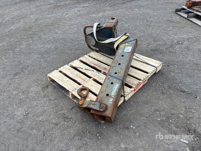 Merlo 45 in 4500 kg Material Handling Arm - Fits Telehandler
