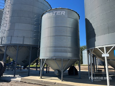 Twister +/- 2000 bu 5 Ring Hopper Pojemnik na ziarno
