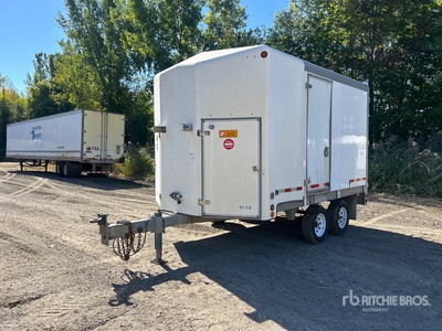 2010 JL Leclerc 03356 13 ft T/A Enclosed Trailer