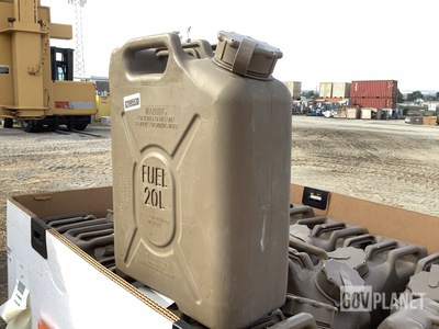 (30) Plastic Fuel Cans