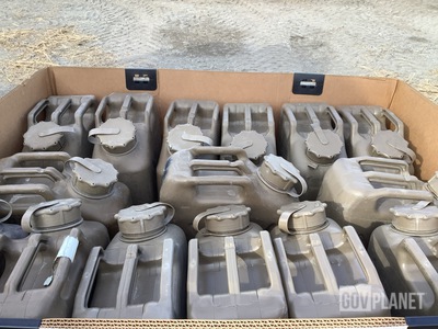 (30) Plastic Fuel Cans