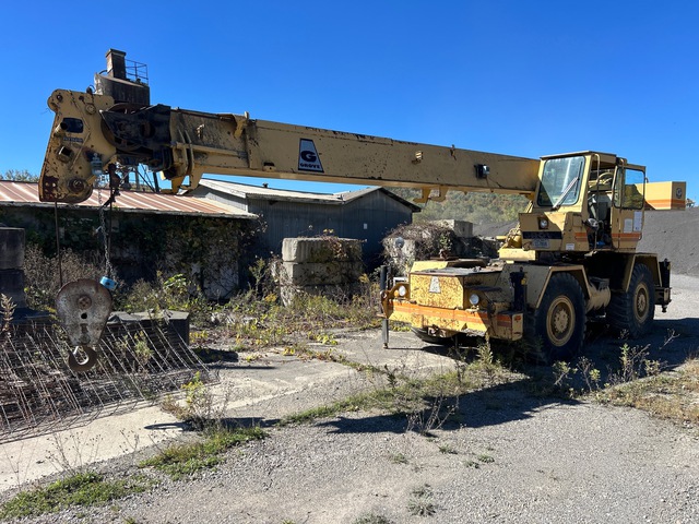 1981 Grove RT-518 18 ton 4x4 Rough Terrain Crane 1981 Grove RT-518 18 ton 4x4 Rough Terrain Crane