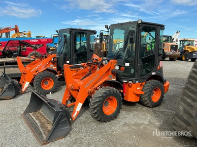 2021 Hitachi ZW30 Pala Cargadora