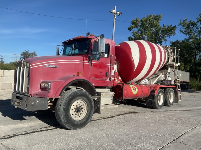 2006 Kenworth T800 6x4 Mixer Truck