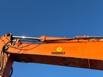 Hydraulics with Stick Cylinder
