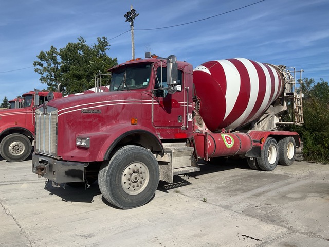 2006 Kenworth T800 6x4 Mixer Truck