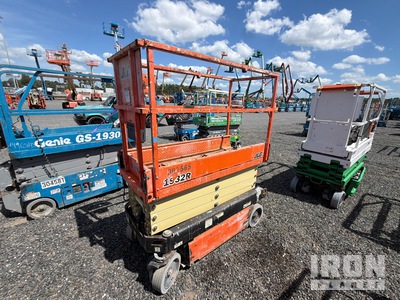 2018 JLG 1932R Electric Scissor Lift