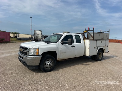 2013 Chevrolet Silverado 3500HD 4x2 Extended Cab Ciężarówka użytkowa