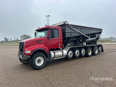 2003 Volvo VHD 14x4 Stone Spreader Truck