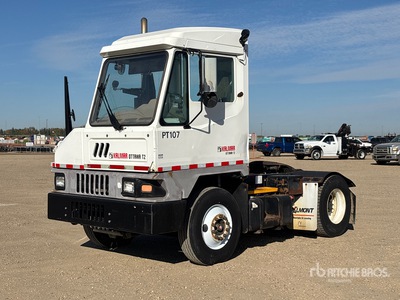 2015 Kalmar T2 4x2 Spezial-Sattelzug