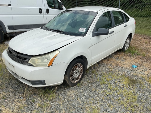 2010 Ford Focus SE Sedan