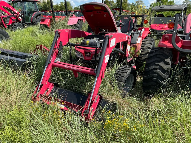 2018 Mahindra 1626HST 4WD Utility Tractor
