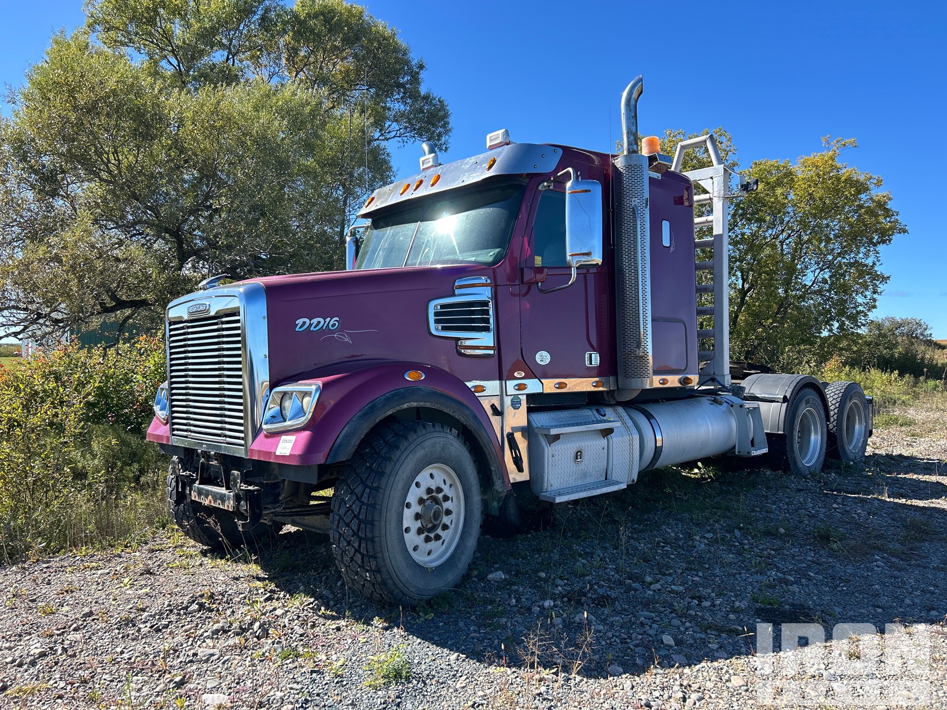 2015 Freightliner Coronado 122SD 6x4 T/A Sleeper Truck Tractor (Inoperable)